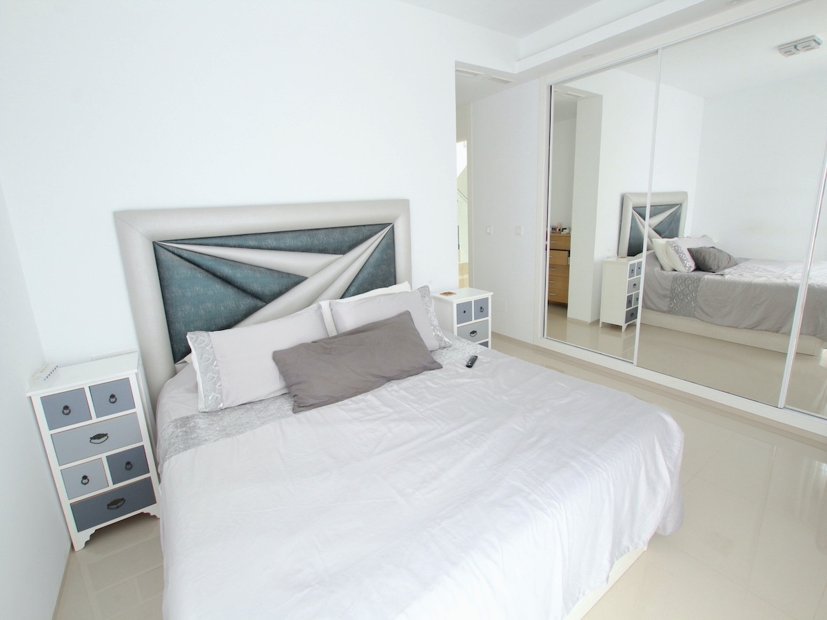 For sale - 4 Bedroom 4 Bathroom House - Detached Villa in Ciudad Quesada - Ciudad Quesada  - Alicante