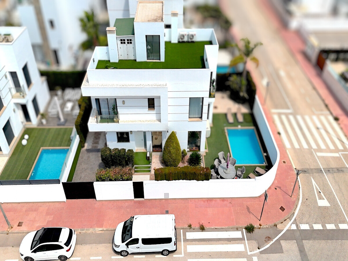 Villa in Rojales - Image 2