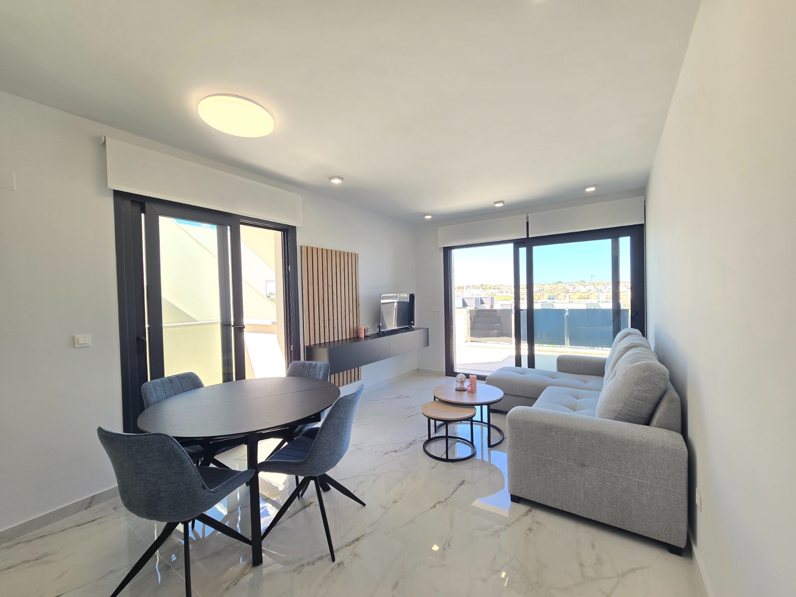 For sale - 2 Bedroom 2 Bathroom Apartment in Orihuela Costa - Costa Blanca  - Alicante