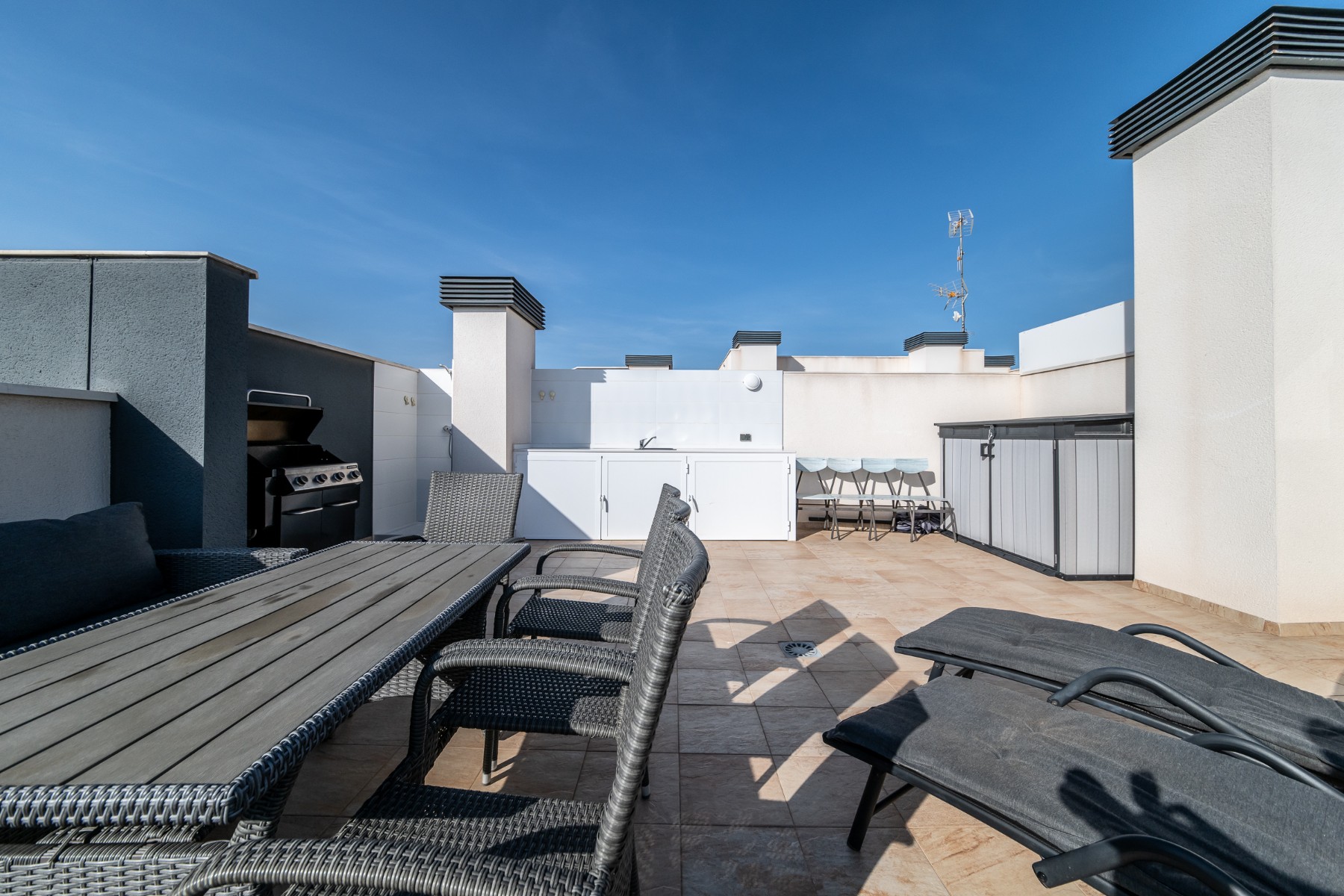 For sale - 3 Bedroom 2 Bathroom Penthouse in Villamartin - Green Hills Los Dolses  - Alicante
