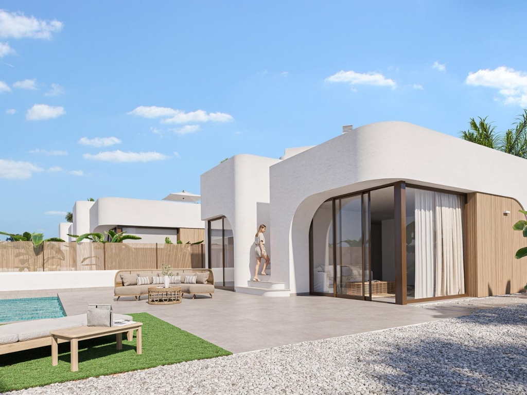 3 Bedroom 2 Bathroom Villa in Los Alcazares