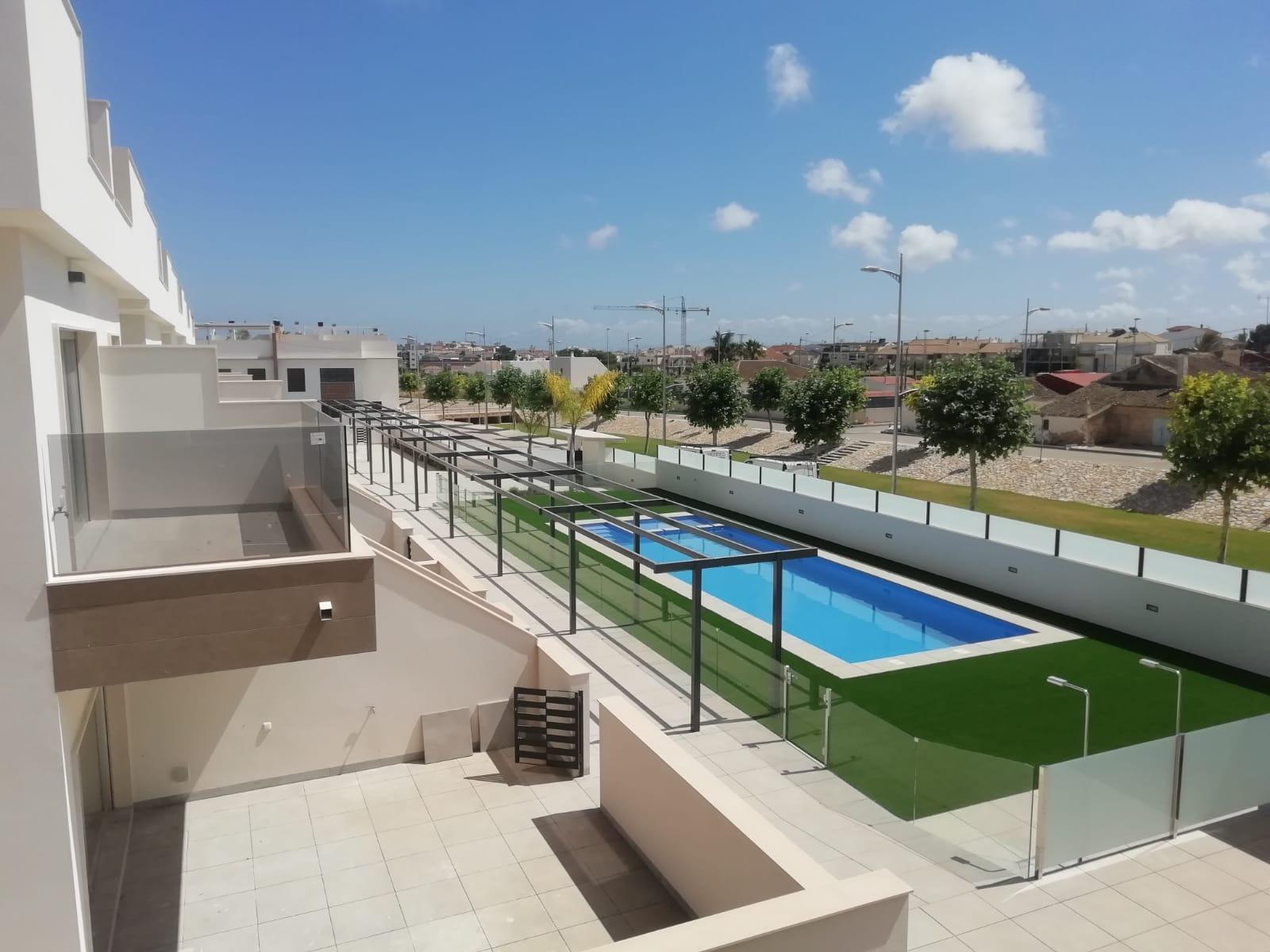 For sale - 3 Bedroom 3 Bathroom Town House in Pilar de La Horadada - Pilar De La Horadada  - Alicante