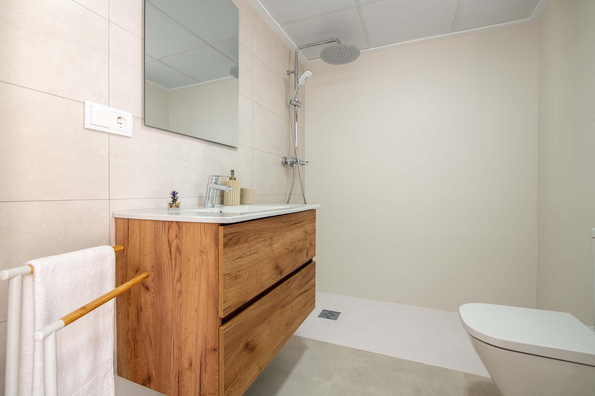 For sale - 2 Bedroom 2 Bathroom Bungalow in Cox - San Fernando  - Alicante