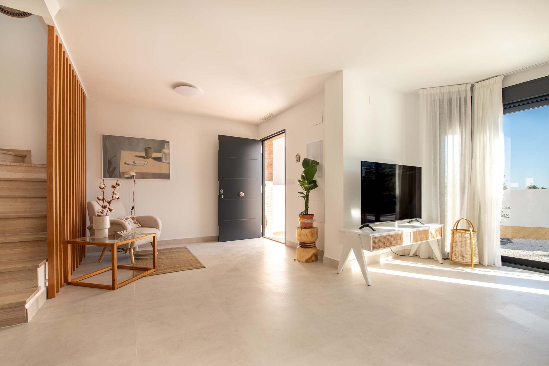 For sale - 2 Bedroom 2 Bathroom Bungalow in Cox - San Fernando  - Alicante