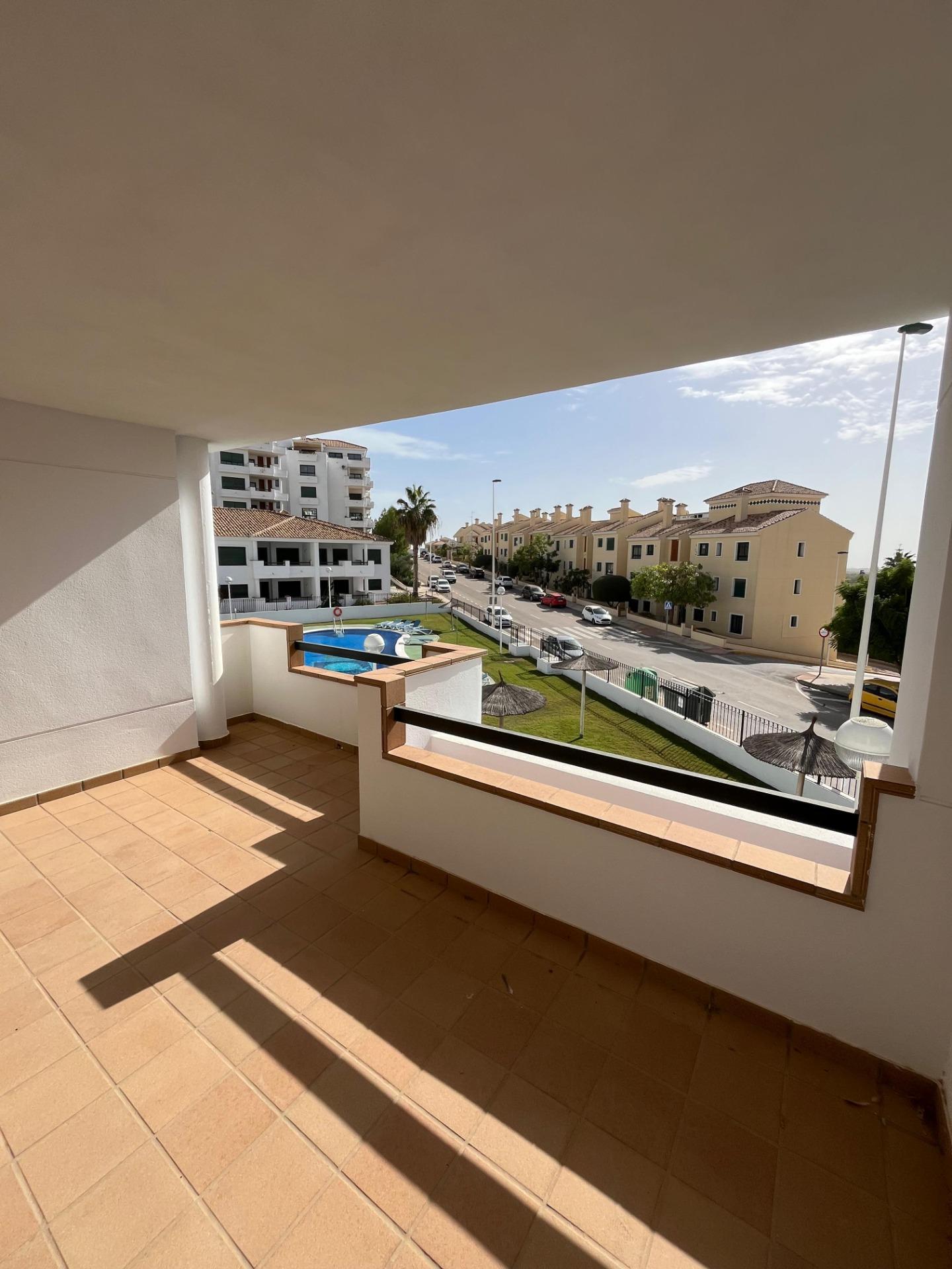 For sale - 2 Bedroom 2 Bathroom Apartment in Orihuela Costa - Lomas de Campoamor  - Alicante