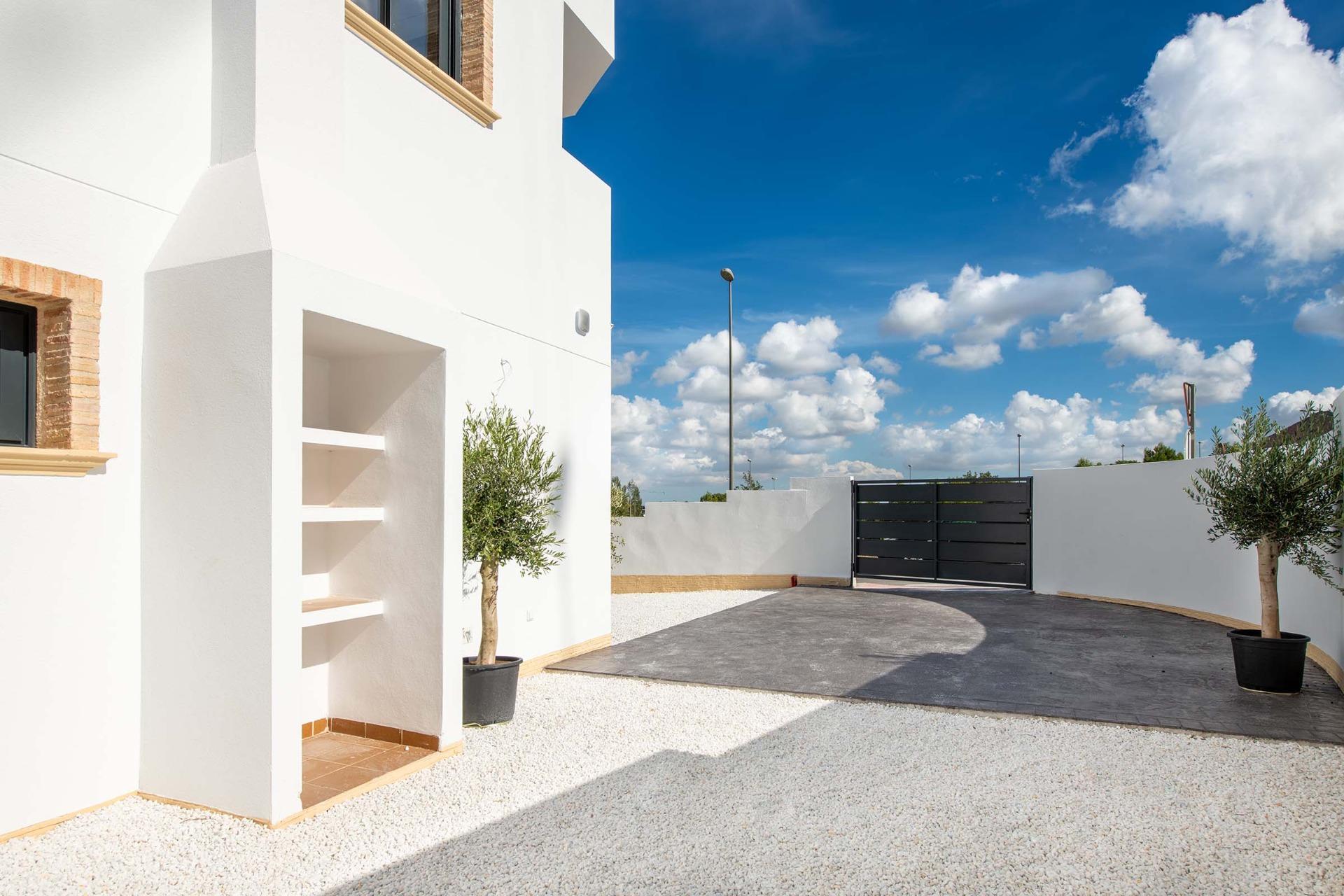 For sale - 2 Bedroom 2 Bathroom Bungalow in Cox - San Fernando  - Alicante