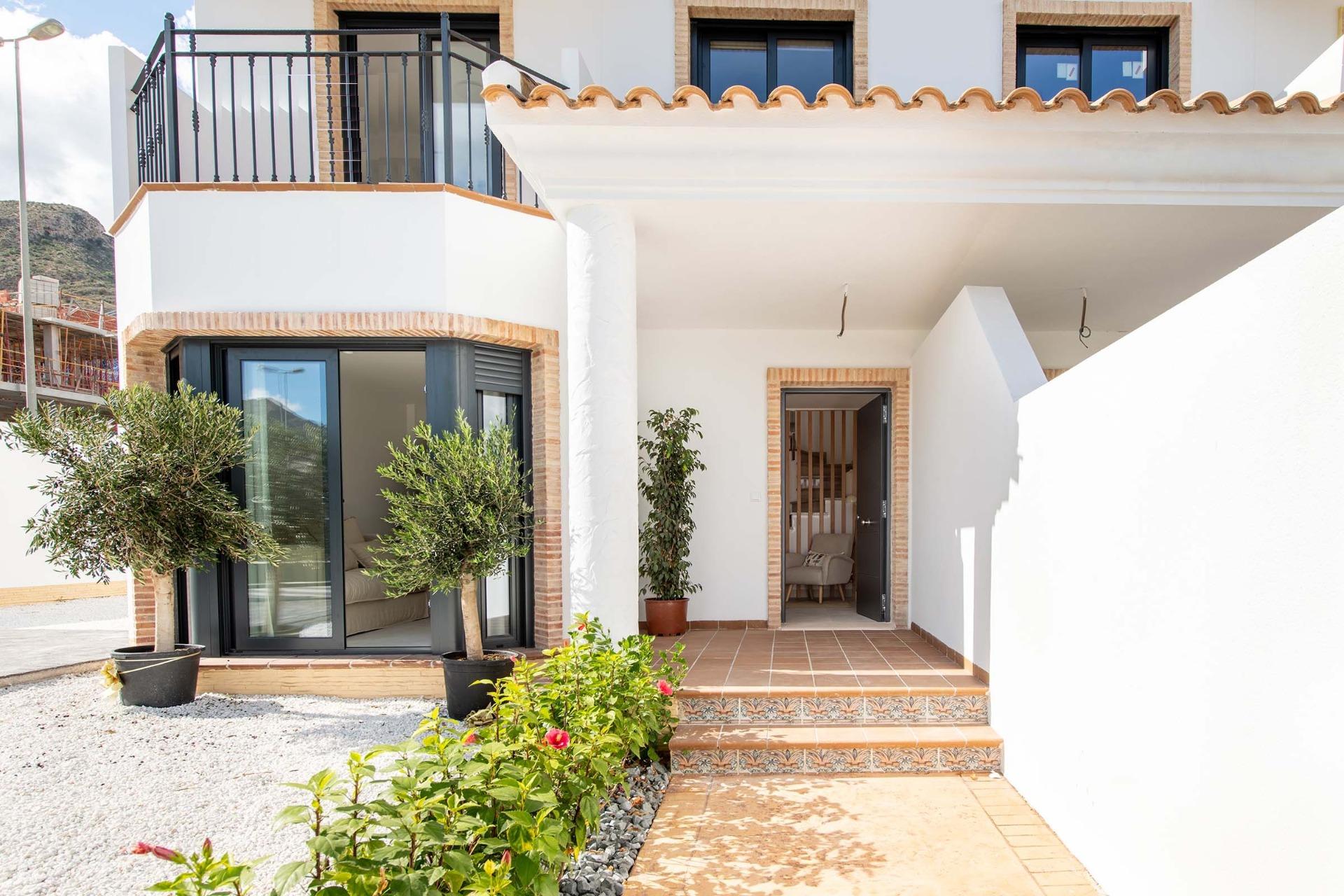 For sale - 3 Bedroom 2 Bathroom Bungalow in Cox - San Fernando  - Alicante