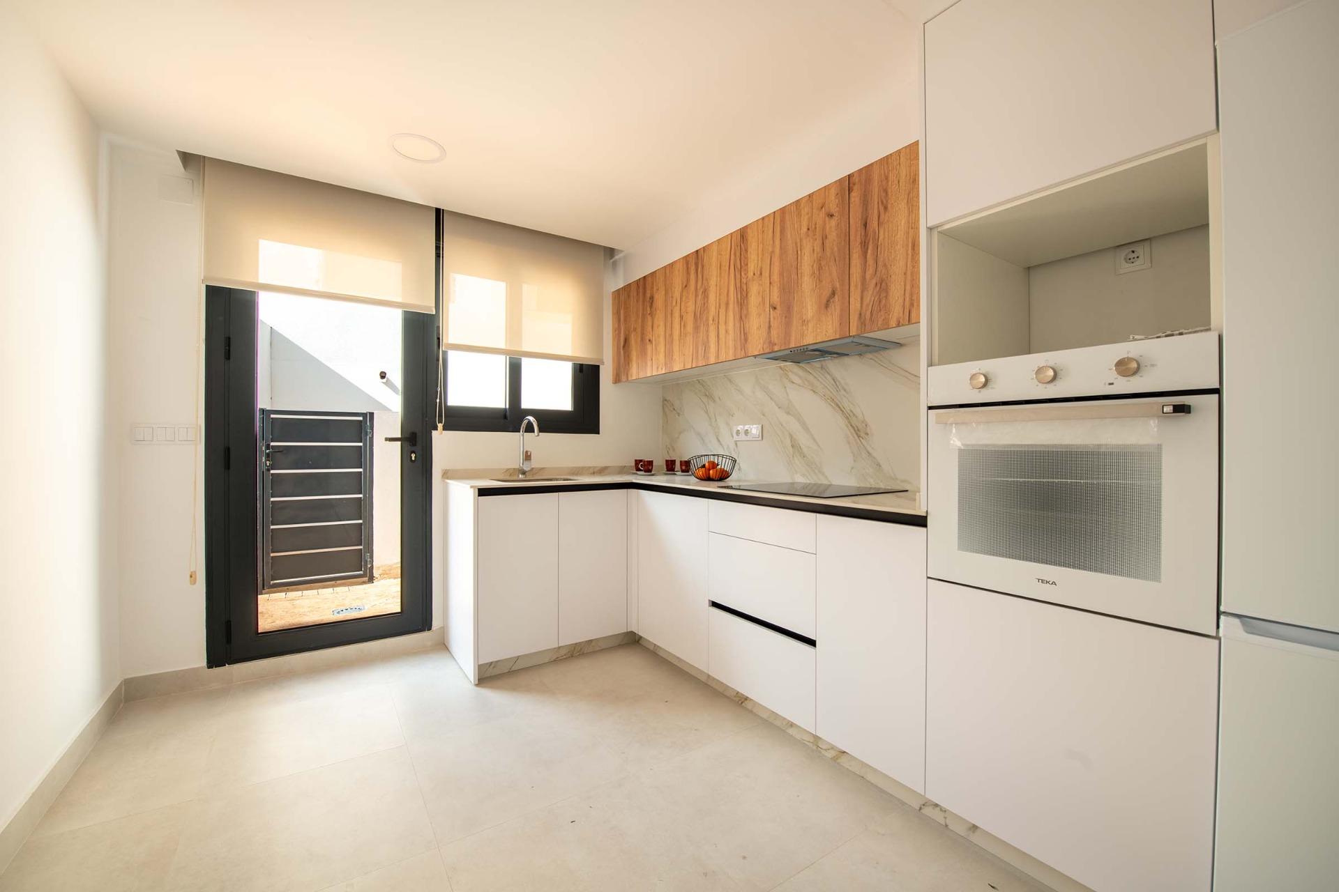 For sale - 3 Bedroom 2 Bathroom Bungalow in Cox - San Fernando  - Alicante
