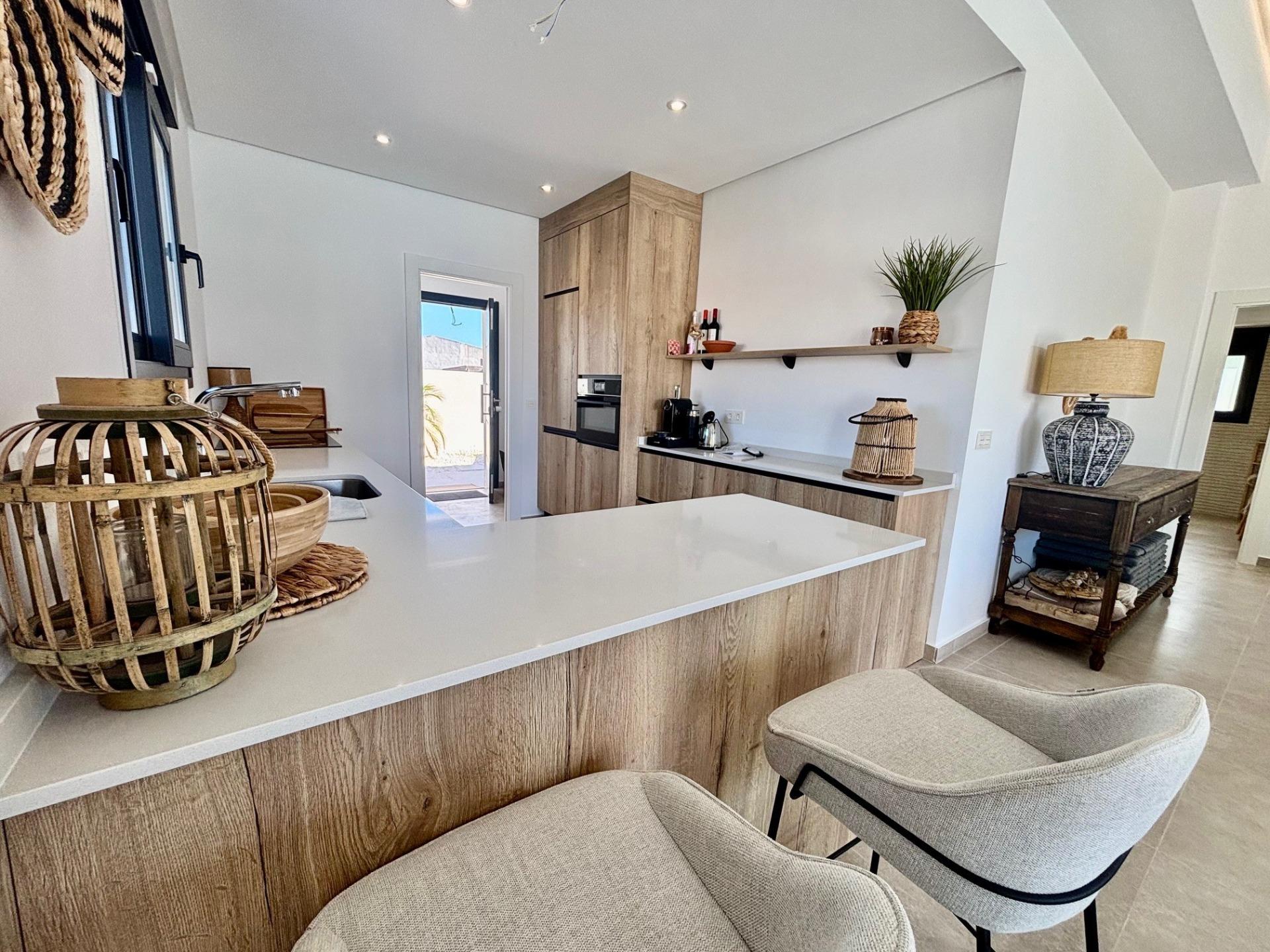 For sale - 3 Bedroom 2 Bathroom Villa in Rafal - polideportivo  - Alicante