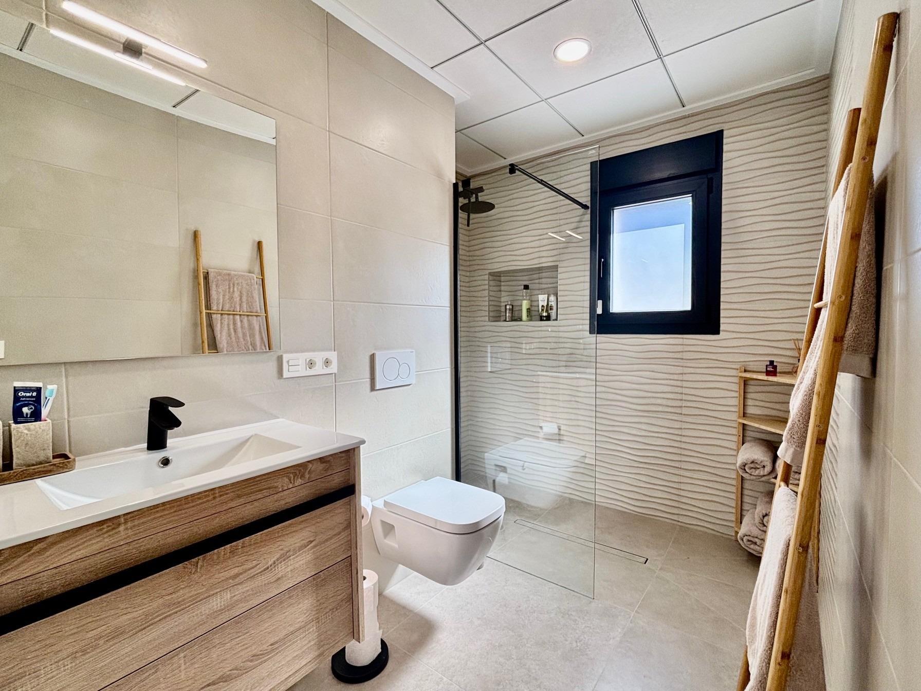 For sale - 3 Bedroom 2 Bathroom Villa in Rojales - Atalaya Park  - Alicante