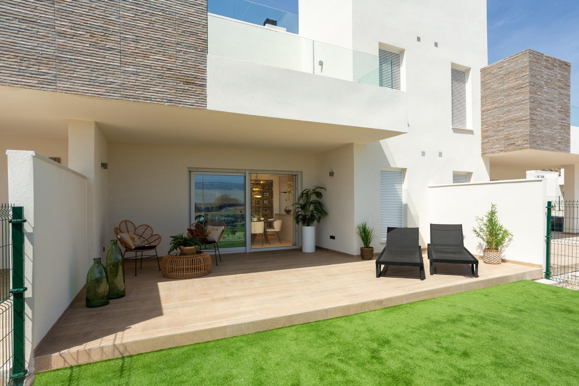 For sale - 3 Bedroom 2 Bathroom Bungalow in Algorfa - La Finca Golf  - Alicante