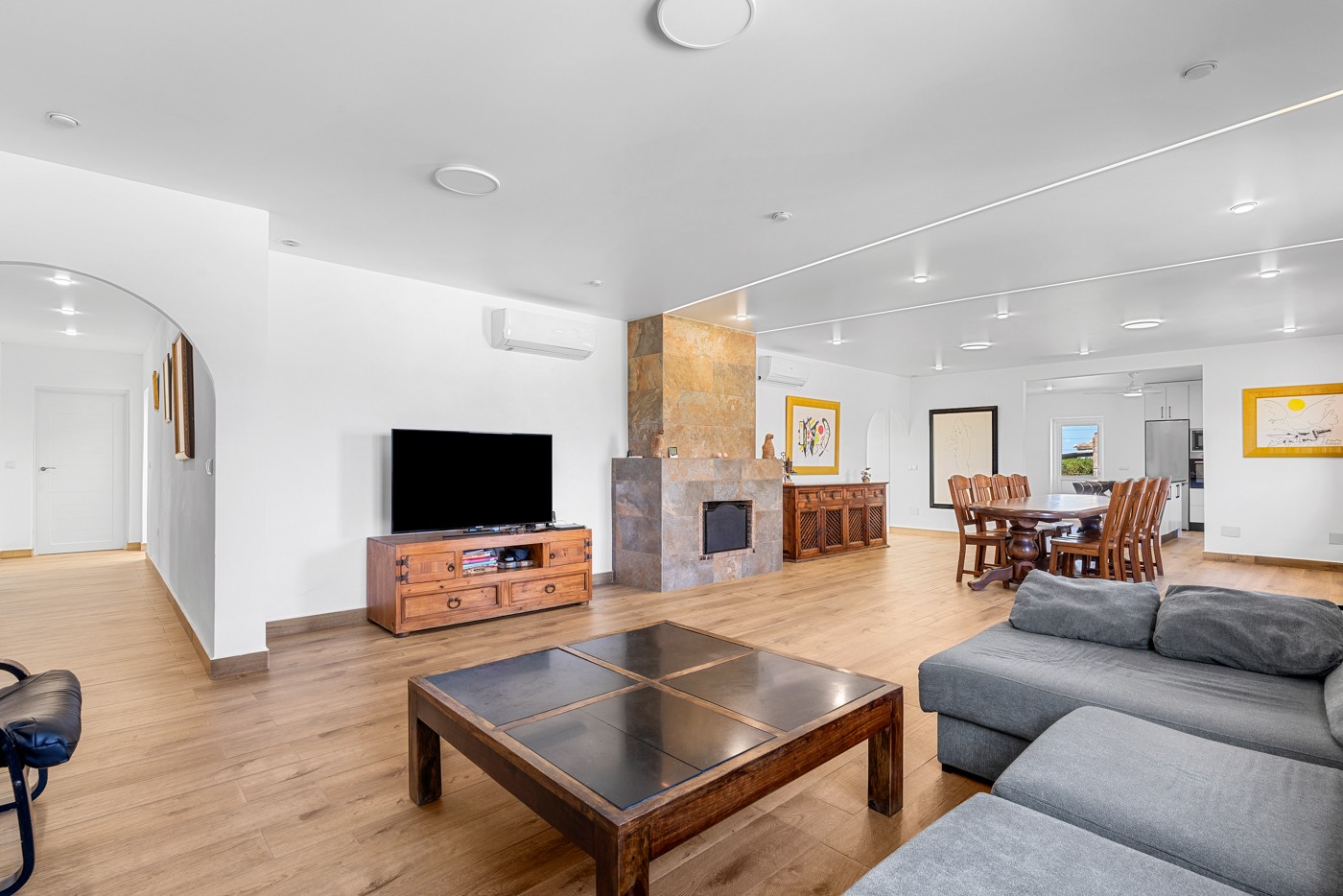 For sale - 6 Bedroom 3 Bathroom Villa in Los Montesinos - Los Montesinos  - Alicante