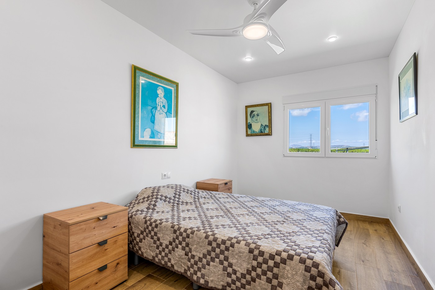 For sale - 6 Bedroom 3 Bathroom Villa in Los Montesinos - Los Montesinos  - Alicante