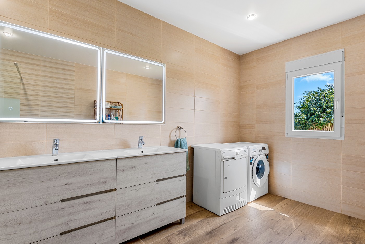 For sale - 6 Bedroom 3 Bathroom Villa in Los Montesinos - Los Montesinos  - Alicante