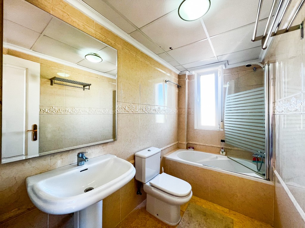 For sale - 5 Bedroom 4 Bathroom Villa in La Mata - La Mata  - Alicante