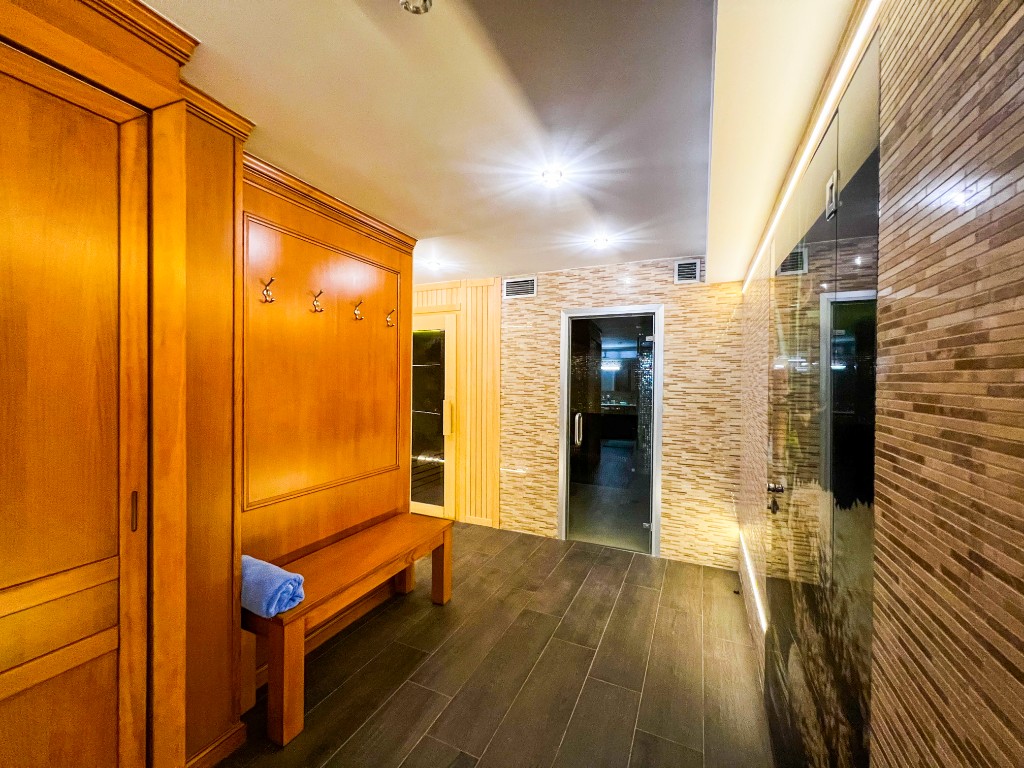 For sale - 5 Bedroom 4 Bathroom Villa in La Mata - La Mata  - Alicante