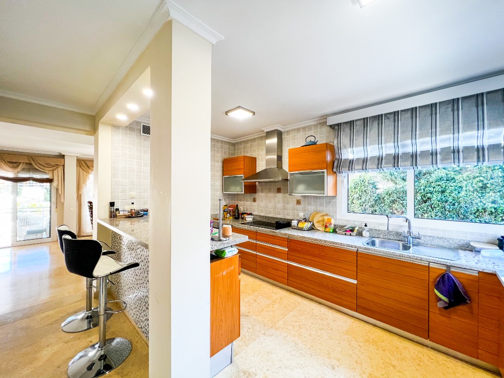 For sale - 5 Bedroom 4 Bathroom Villa in La Mata - La Mata  - Alicante