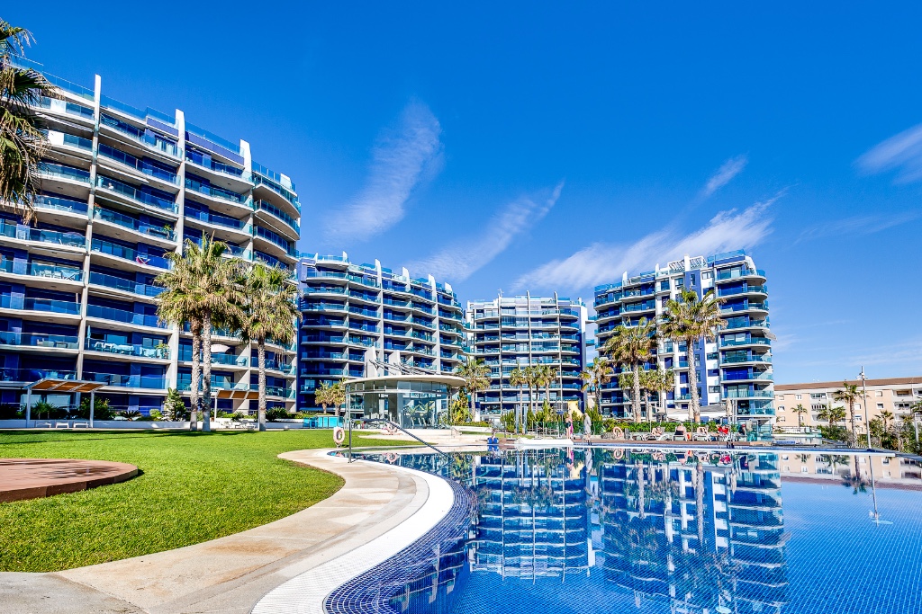 For sale - 2 Bedroom 2 Bathroom Apartamento in Punta Prima - Punta Prima  - Alicante