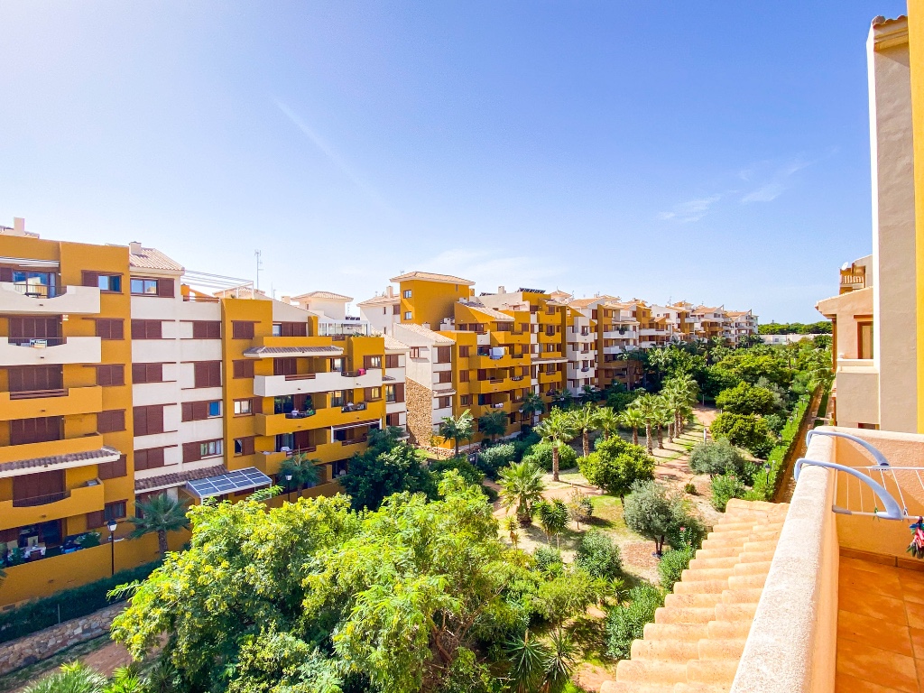 For sale - 2 Bedroom 1 Bathroom Apartamento in Punta Prima - Punta Prima  - Alicante