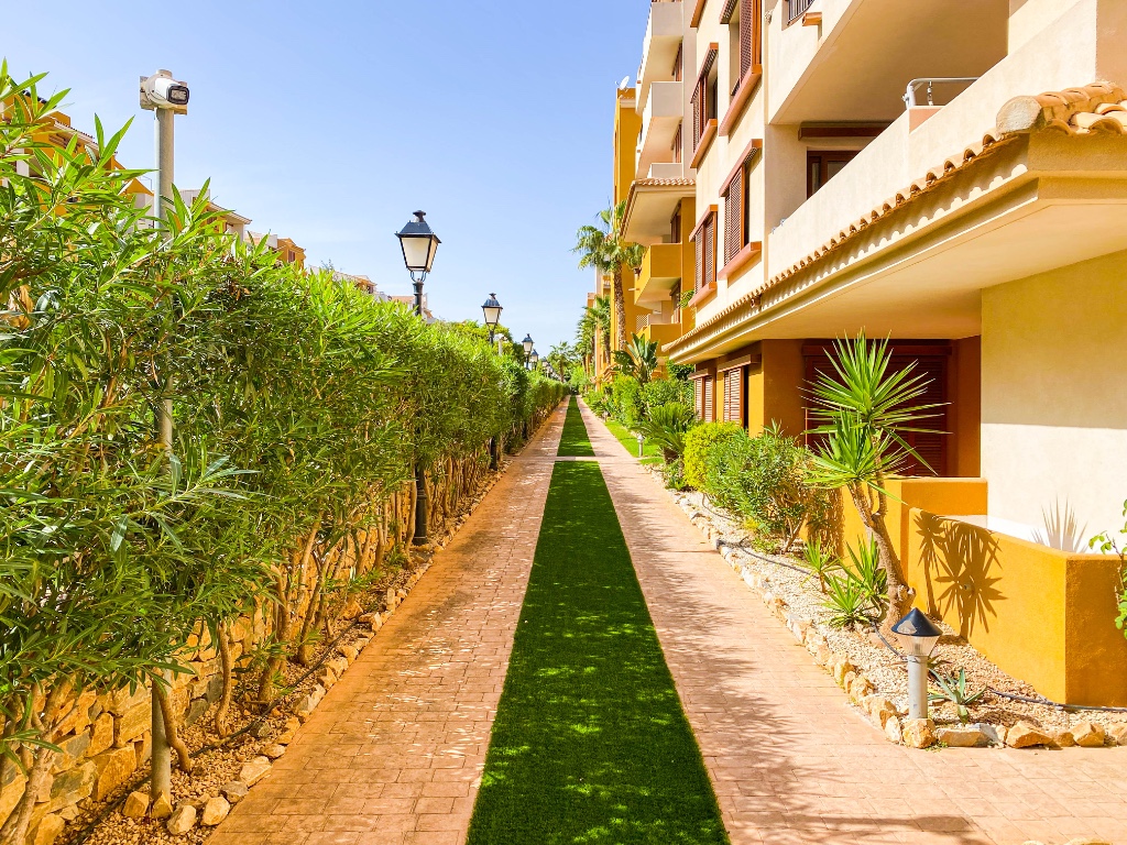 For sale - 2 Bedroom 1 Bathroom Apartamento in Punta Prima - Punta Prima  - Alicante