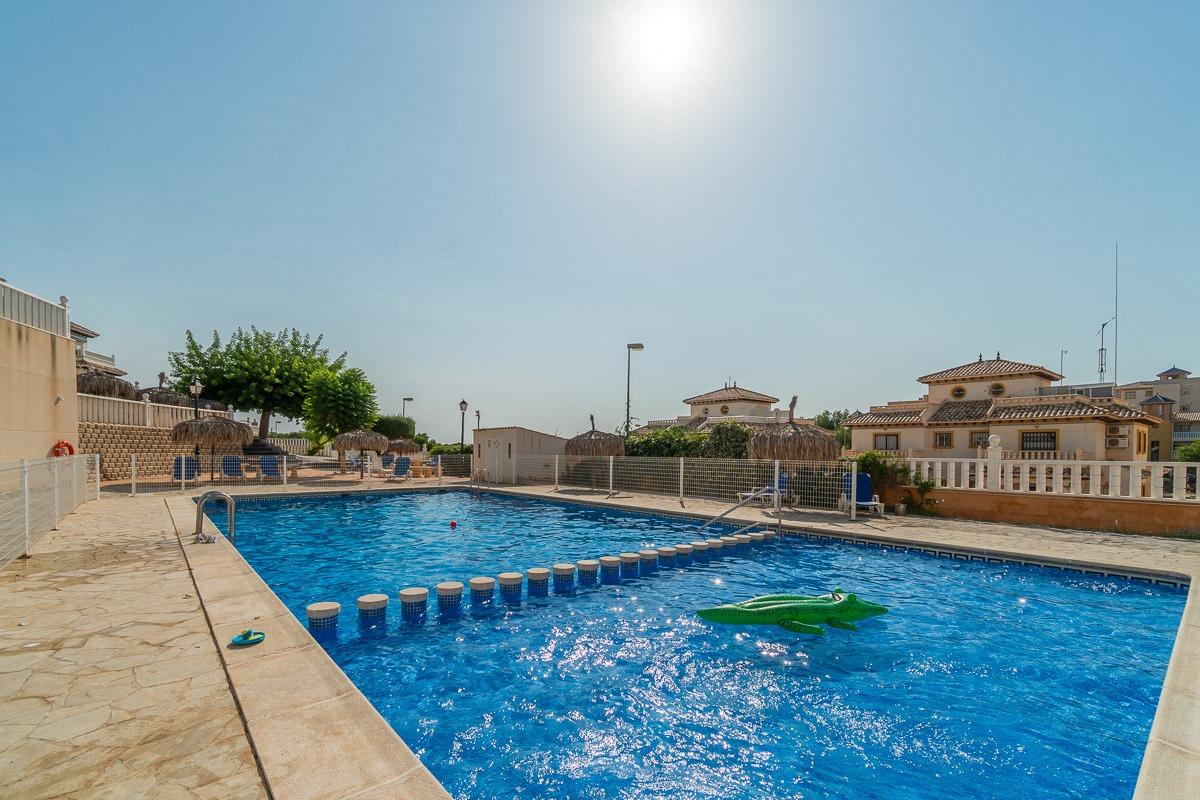 For sale - 2 Bedroom 1 Bathroom Ground Floor in Lomas de Cabo Roig - Lomas de Cabo Roig-Los Dolses  - Alicante