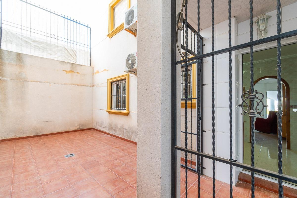 For sale - 2 Bedroom 1 Bathroom Ground Floor in Lomas de Cabo Roig - Lomas de Cabo Roig-Los Dolses  - Alicante