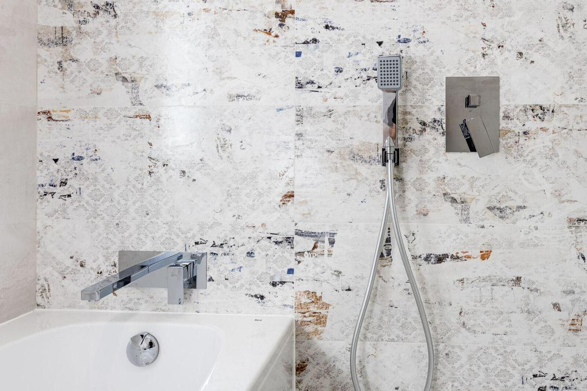 For sale - 5 Bedroom 4 Bathroom House - Detached Villa in Rojales - Ciudad Quesada  - Alicante