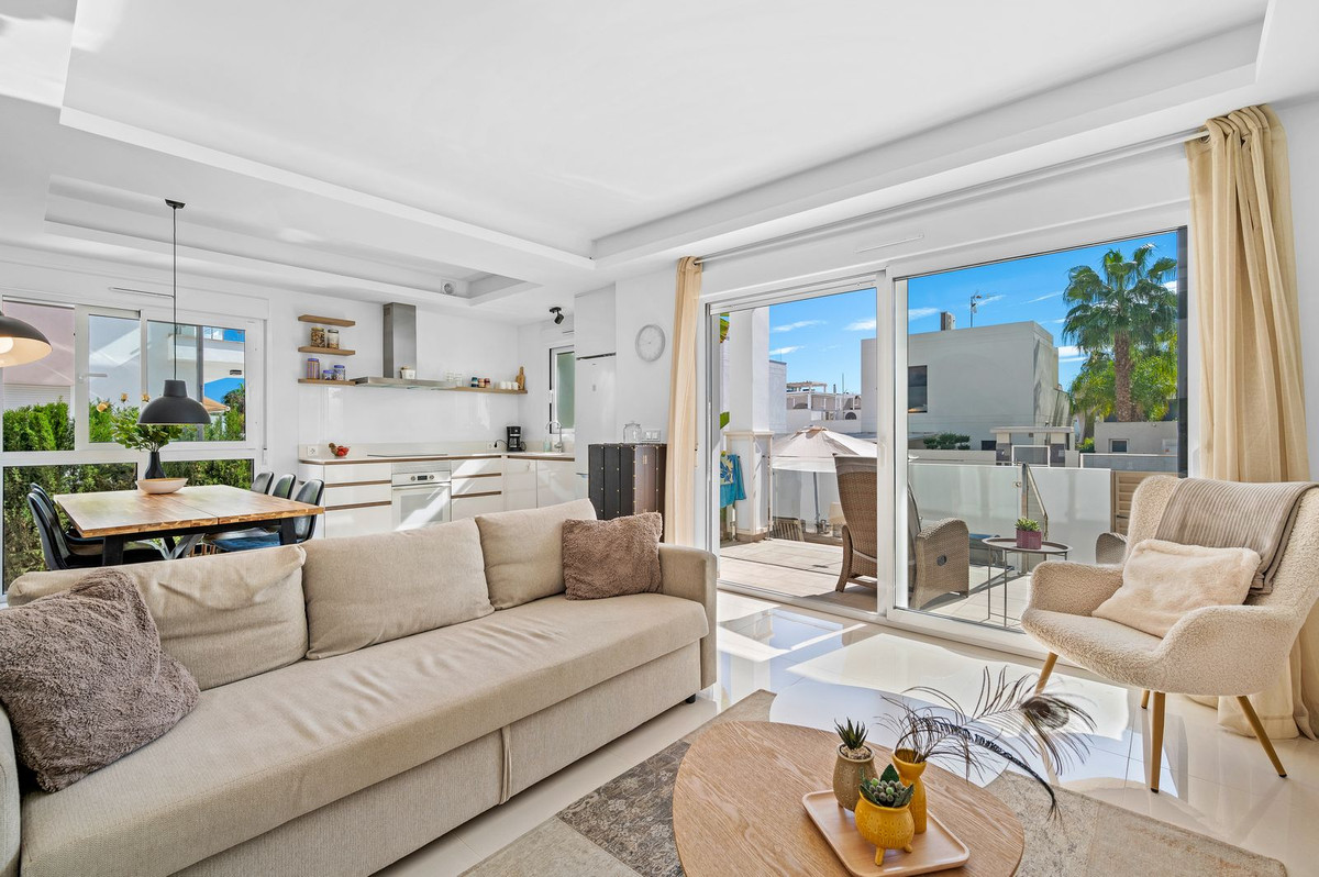 For sale - 2 Bedroom 2 Bathroom Ground Floor Apartment in Ciudad Quesada  - Ciudad Quesada  - Alicante