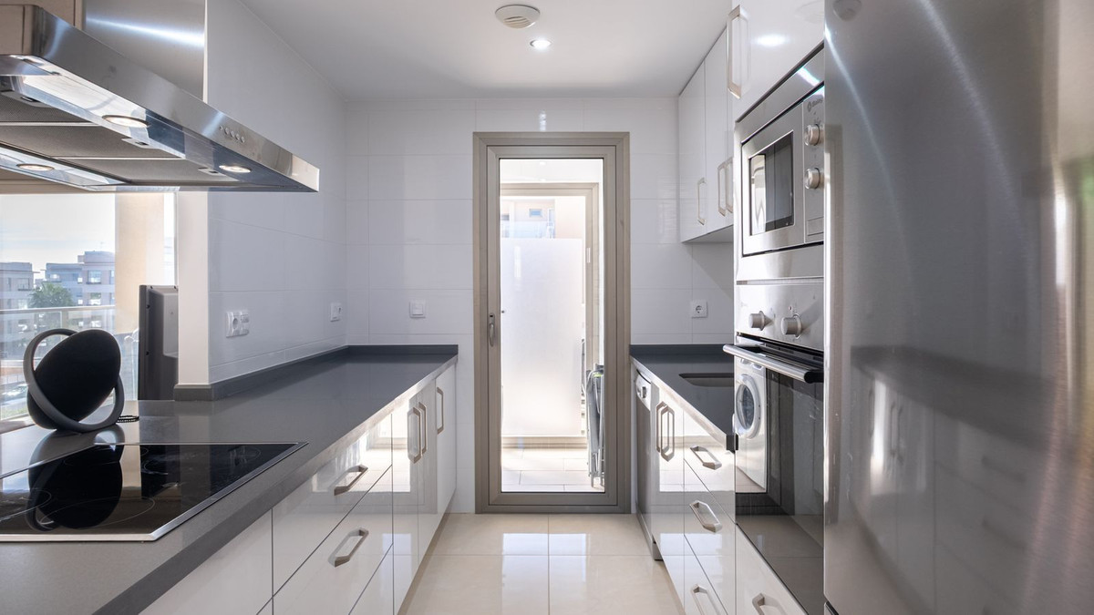 For sale - 2 Bedroom 2 Bathroom Apartment - Middle Floor Apartment in Orihuela - Villamartin  - Alicante