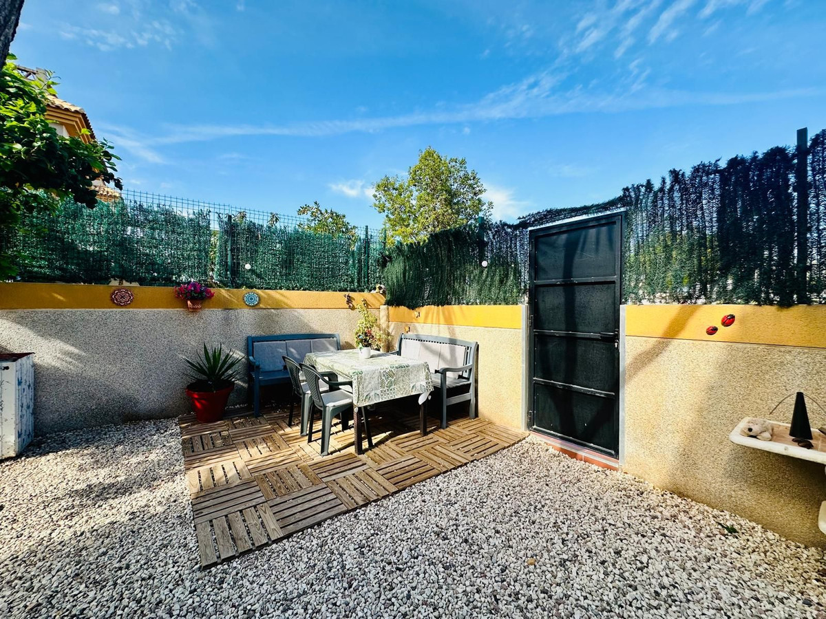 For sale - 3 Bedroom 3 Bathroom Detached Villa in Los Montesinos - Los Montesinos Centro  - Alicante