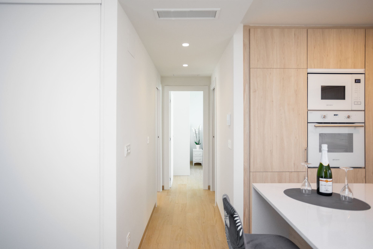 For sale - 2 Bedroom 2 Bathroom Apartment - Top Floor Apartment in Orihuela - Villamartin  - Alicante