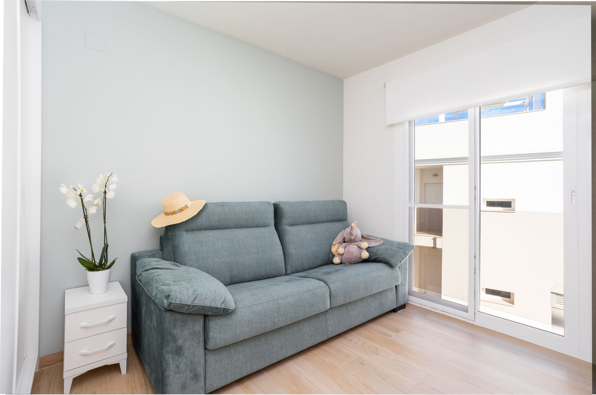 For sale - 2 Bedroom 2 Bathroom Apartment - Top Floor Apartment in Orihuela - Villamartin  - Alicante