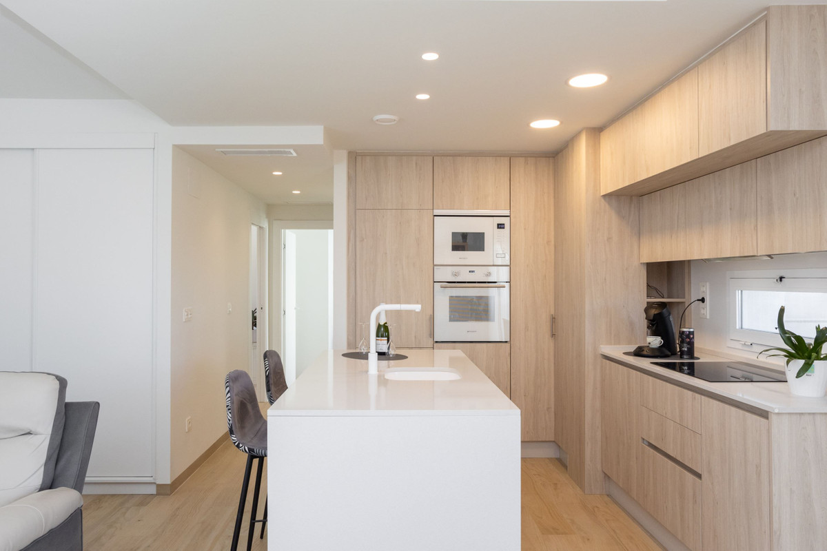 For sale - 2 Bedroom 2 Bathroom Apartment - Top Floor Apartment in Orihuela - Villamartin  - Alicante