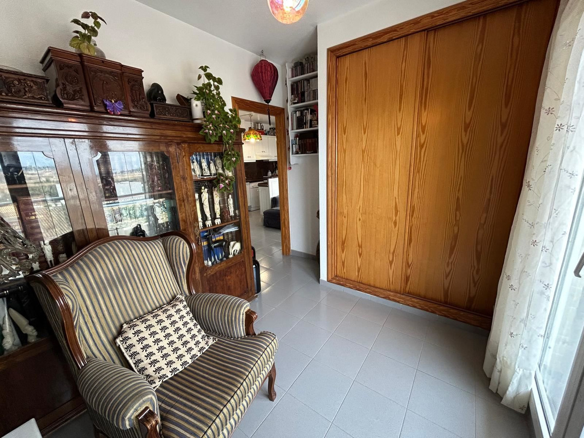 For sale - 3 Bedroom 2 Bathroom Apartment - Middle Floor Apartment in Orihuela - Playa Flamenca  - Alicante