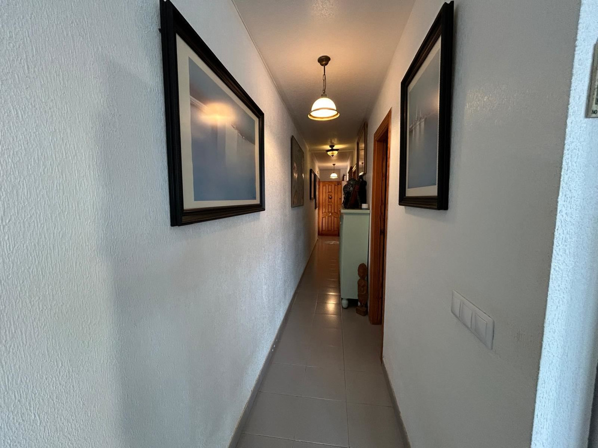 For sale - 3 Bedroom 2 Bathroom Apartment - Middle Floor Apartment in Orihuela - Playa Flamenca  - Alicante