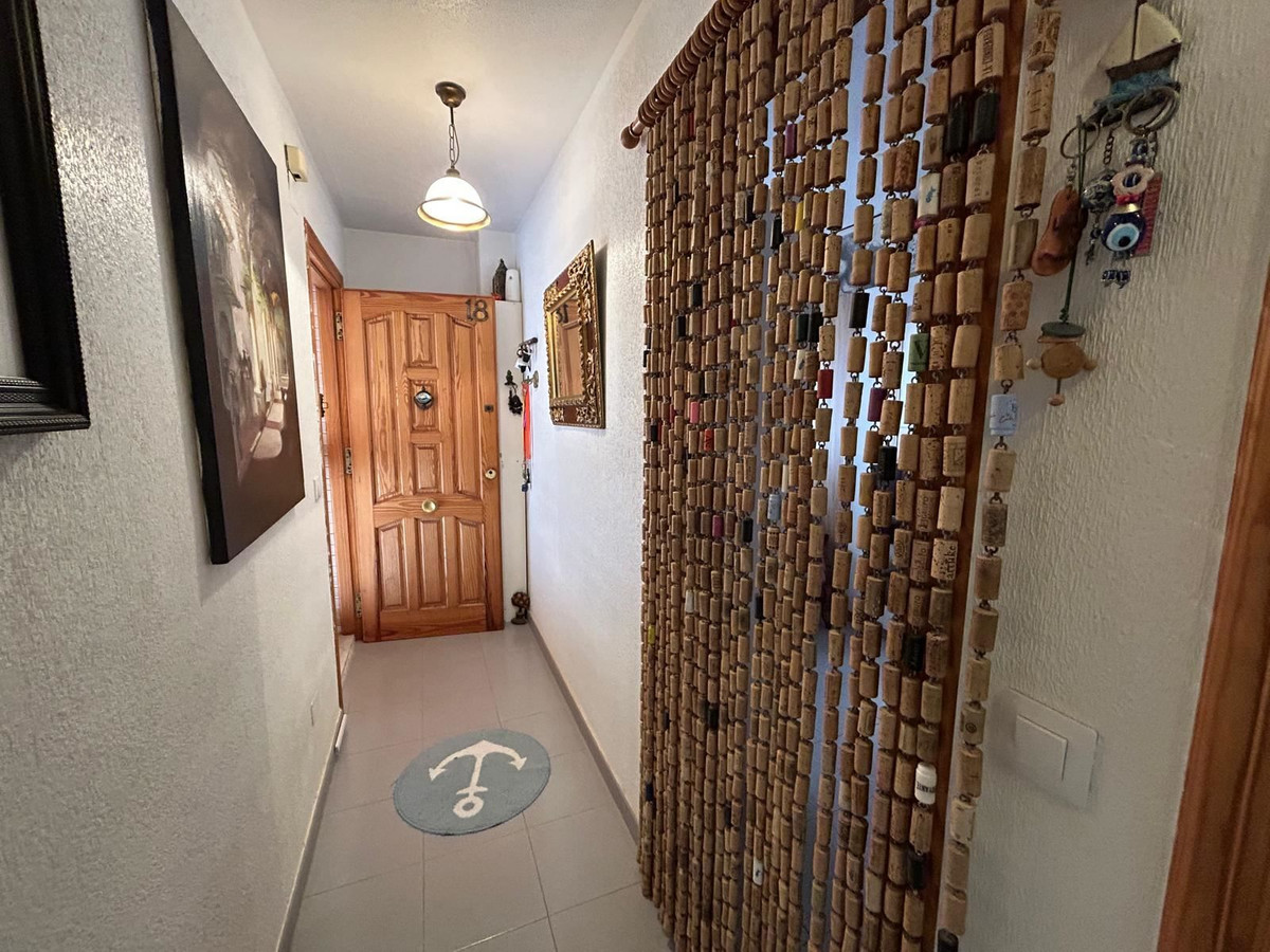 For sale - 3 Bedroom 2 Bathroom Apartment - Middle Floor Apartment in Orihuela - Playa Flamenca  - Alicante