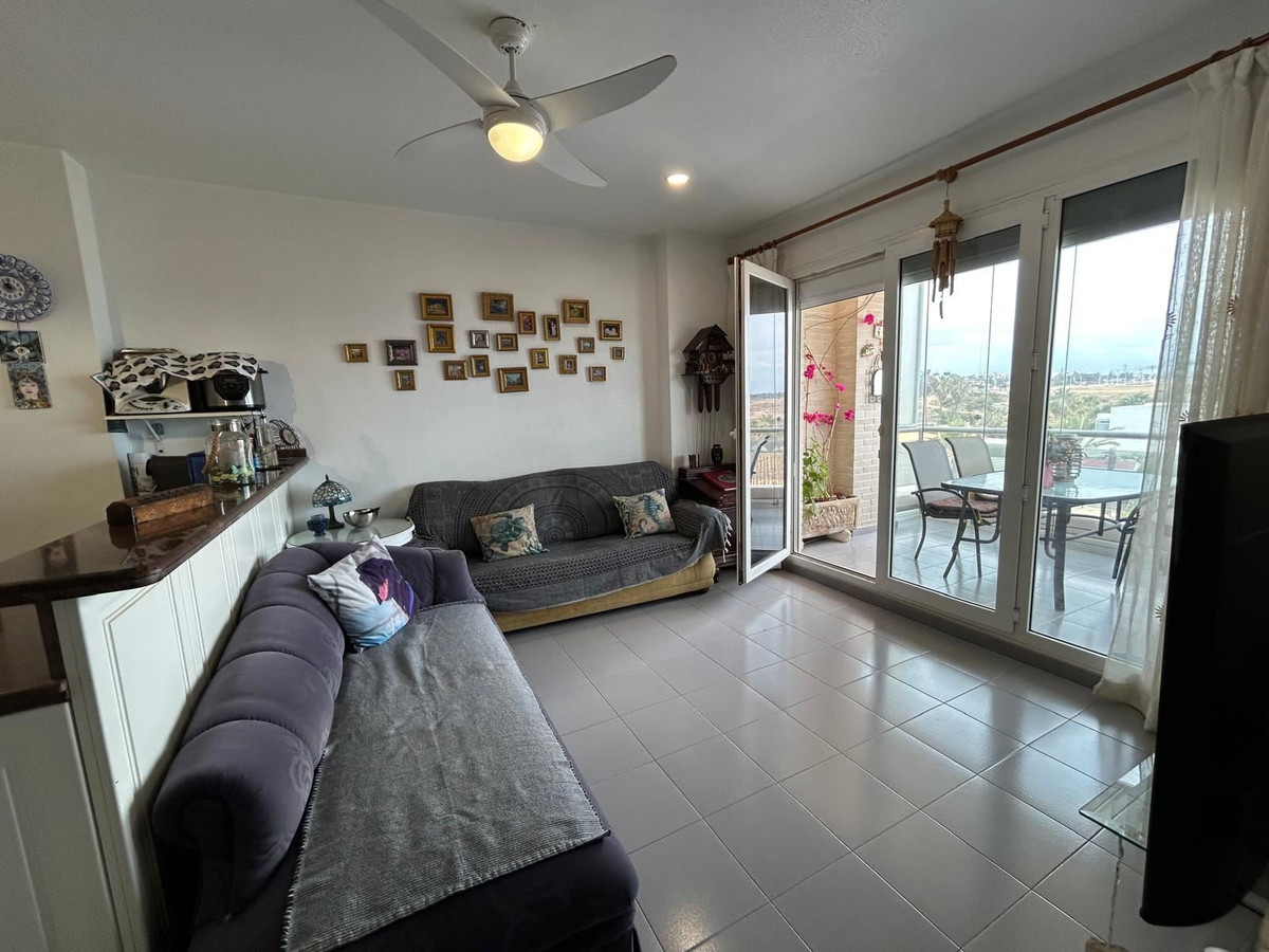 For sale - 3 Bedroom 2 Bathroom Apartment - Middle Floor Apartment in Orihuela - Playa Flamenca  - Alicante