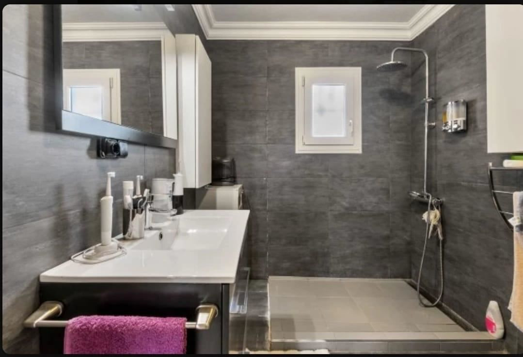 For sale - 3 Bedroom 2 Bathroom House - Townhouse in Torrevieja - Torrevieja Centro  - Alicante