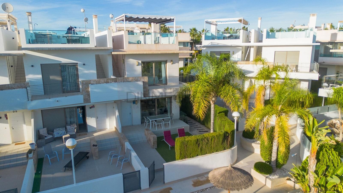 For sale - 3 Bedroom 3 Bathroom Apartment - Duplex in Rojales - Ciudad Quesada  - Alicante