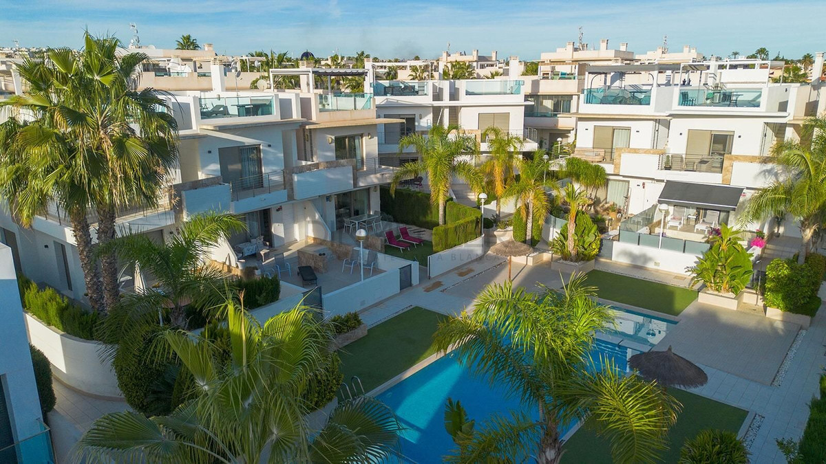 For sale - 3 Bedroom 3 Bathroom Apartment - Duplex in Rojales - Ciudad Quesada  - Alicante