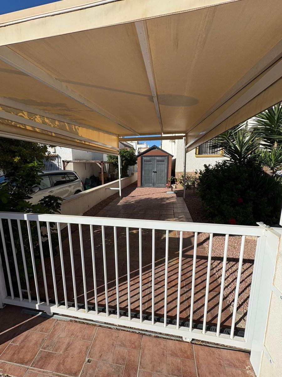 For sale - 3 Bedroom 1 Bathroom House - Semi-Detached House in San Fulgencio - San Fulgencio Centro  - Alicante