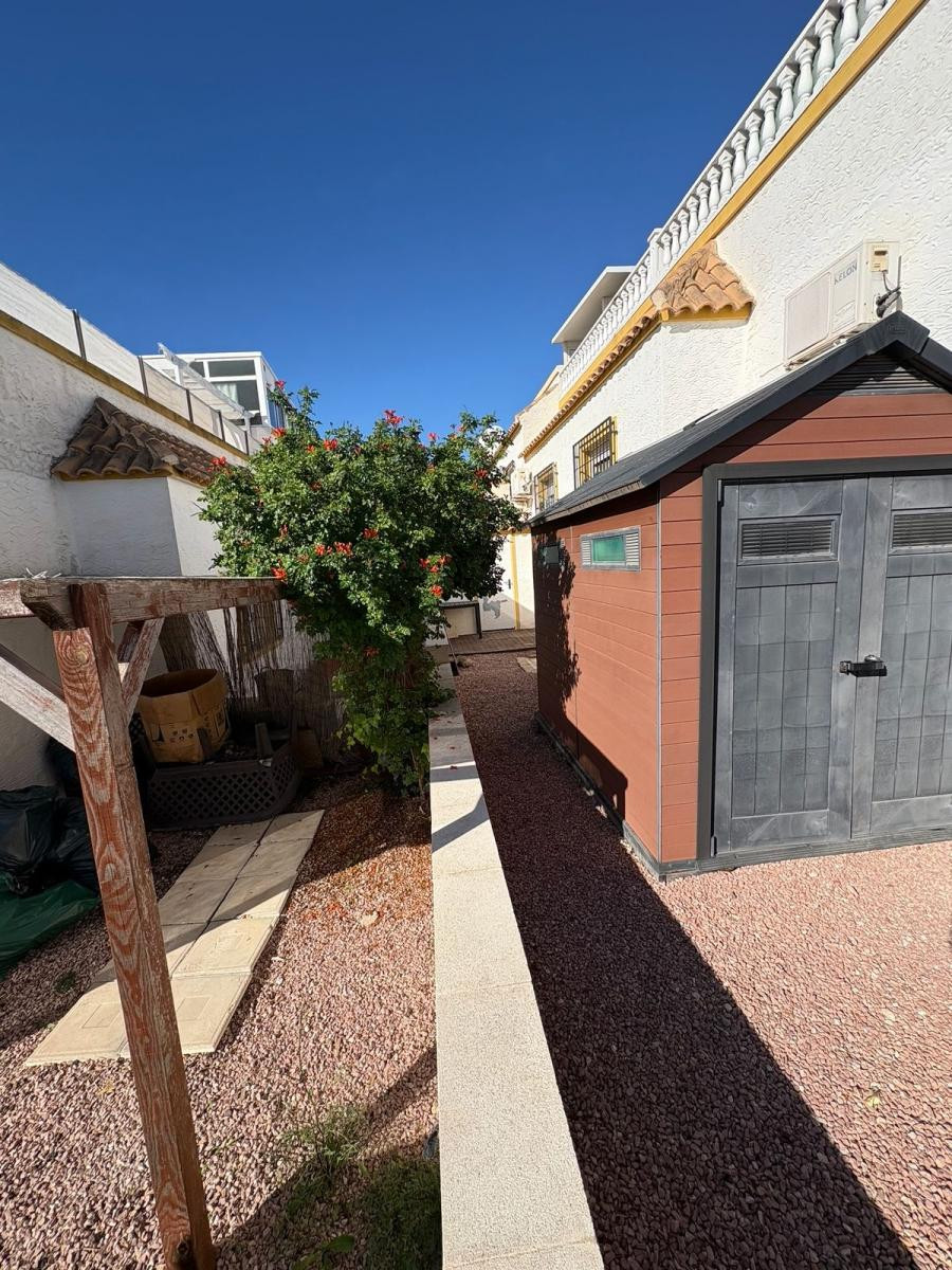 For sale - 3 Bedroom 1 Bathroom House - Semi-Detached House in San Fulgencio - San Fulgencio Centro  - Alicante