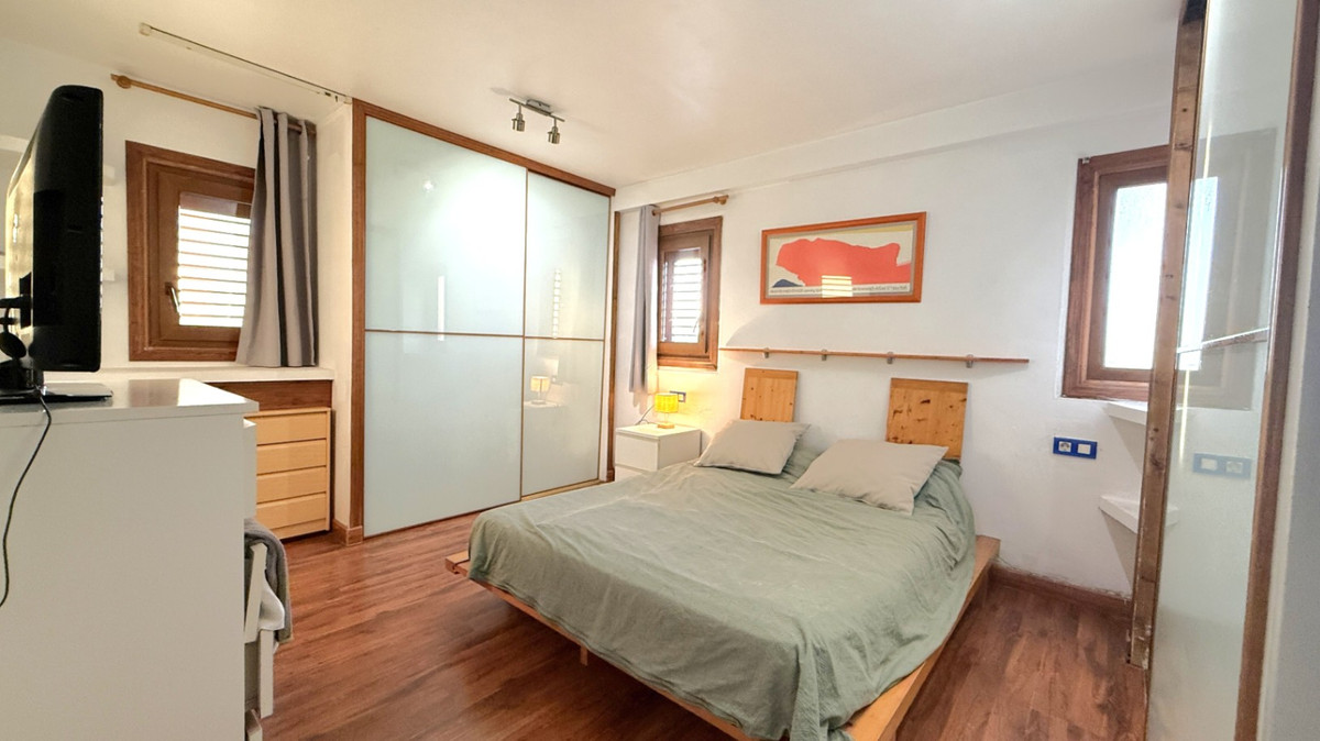 For sale - 1 Bedroom 1 Bathroom Apartment - Ground Floor Apartment in Torrevieja - Torrevieja Centro  - Alicante