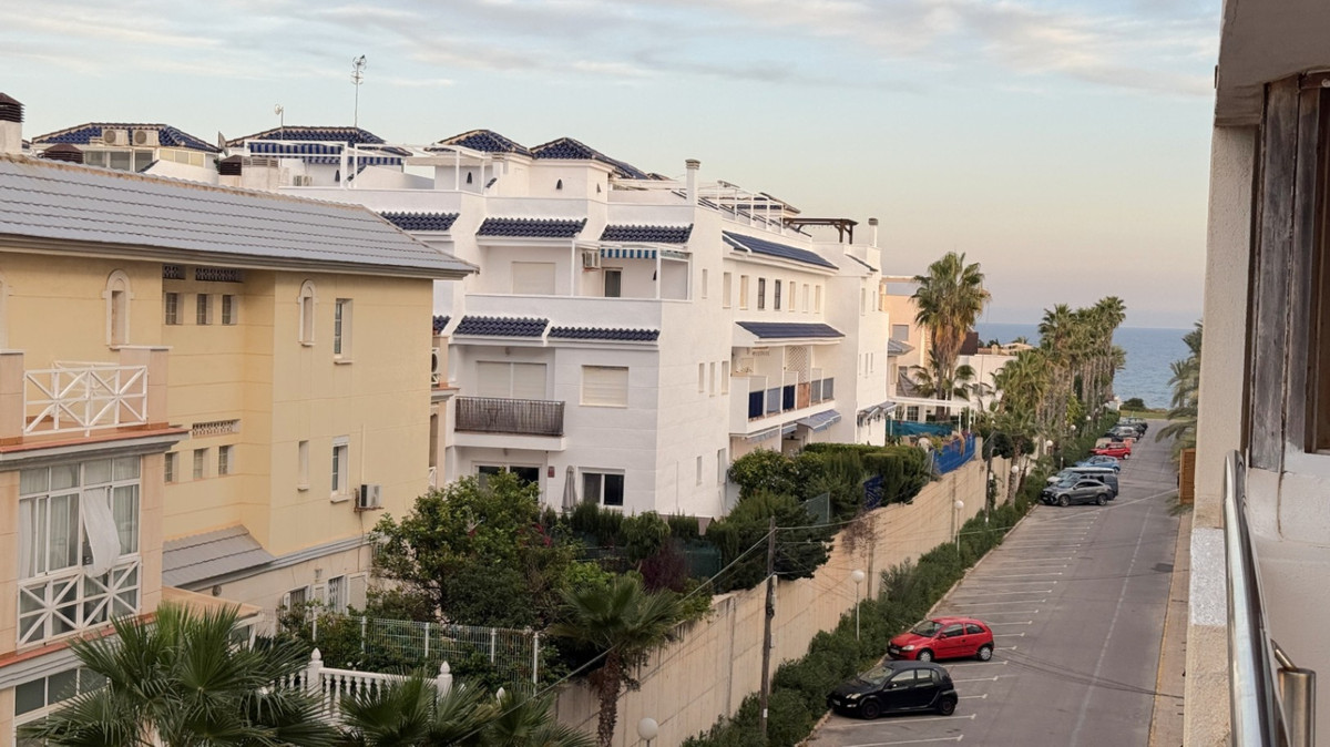 For sale - 1 Bedroom 1 Bathroom Apartment - Ground Floor Apartment in Torrevieja - Torrevieja Centro  - Alicante