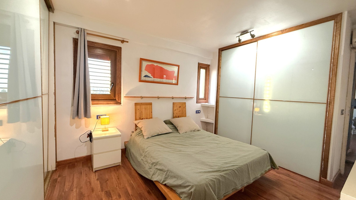 For sale - 1 Bedroom 1 Bathroom Apartment - Ground Floor Apartment in Torrevieja - Torrevieja Centro  - Alicante
