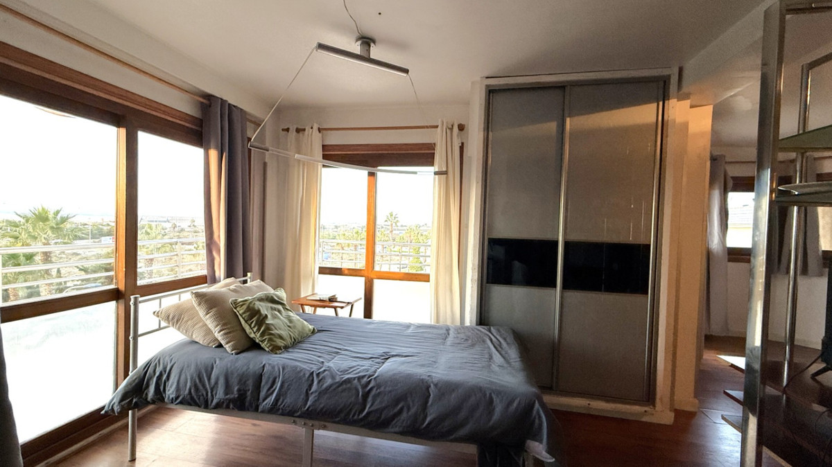 For sale - 1 Bedroom 1 Bathroom Apartment - Ground Floor Apartment in Torrevieja - Torrevieja Centro  - Alicante