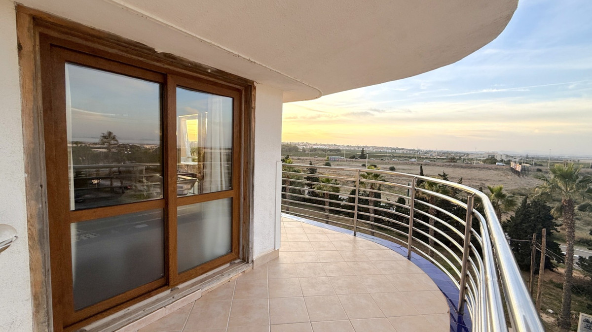 For sale - 1 Bedroom 1 Bathroom Apartment - Ground Floor Apartment in Torrevieja - Torrevieja Centro  - Alicante