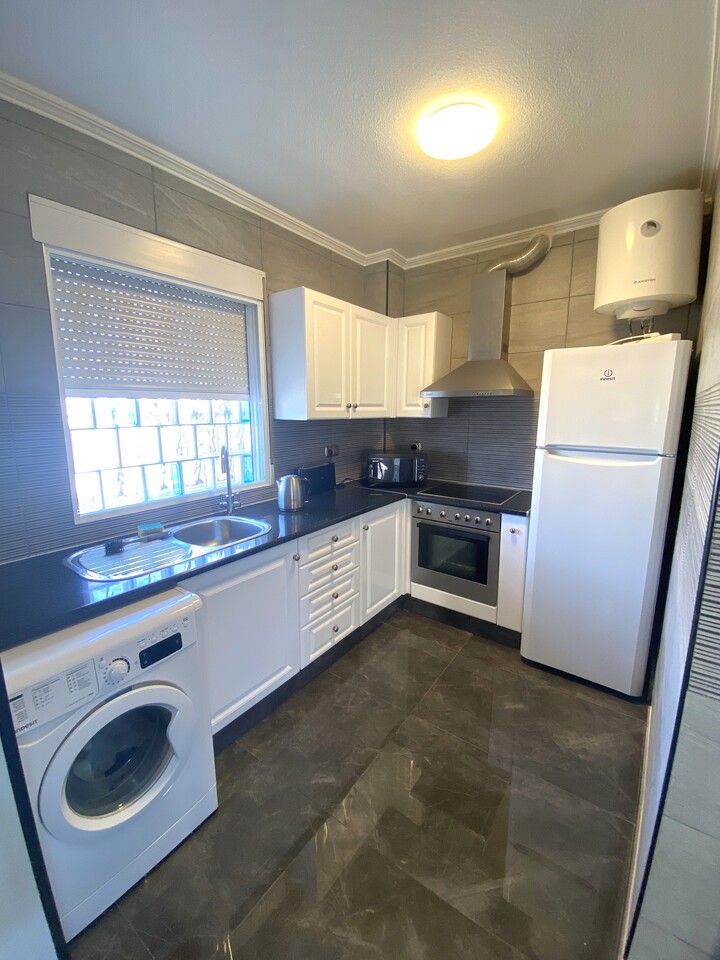 For sale - 5 Bedroom 3 Bathroom Villa in La Zenia - Costa Blanca  - Alicante