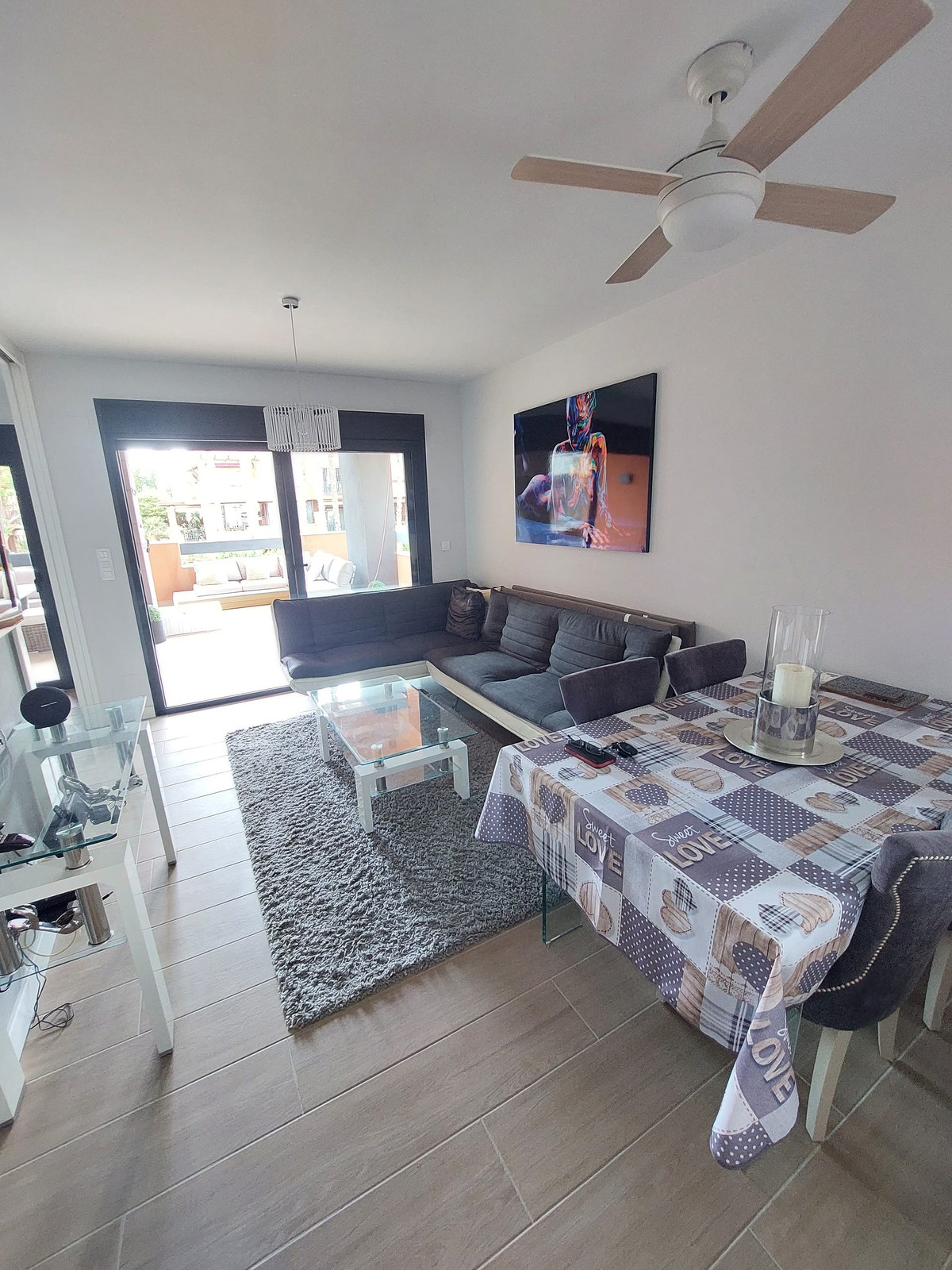 For sale - 2 Bedroom 2 Bathroom Apartment - Middle Floor Apartment in Orihuela - Orihuela Costa  - Alicante