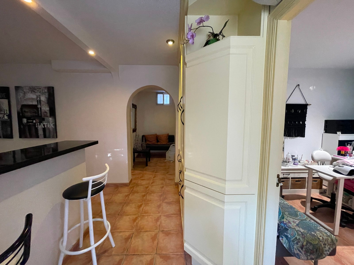 For sale - 5 Bedroom 3 Bathroom House - Detached Villa in Rojales - Benimar  - Alicante